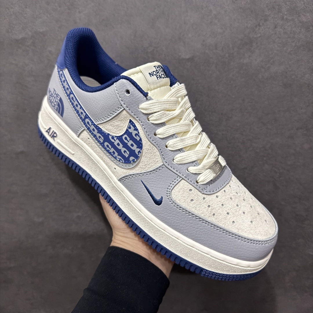 图片[3]-【定制版】海外限量发售NIke Air Force 1 \’07 Low “北面联名–CDG蓝双勾”空军一号 低帮 运动鞋 休闲鞋 折边针车 工艺难度大 原楦头原纸板 原装鞋盒 定制五金配件 内置全掌气垫 原厂鞋底货号：DM6688-019 Size：36 36.5 37.5 38 38.5 39 40 40.5 41 42 42.5 43 44 44.5 45 编码：HXS310320-莆田鞋批发中心