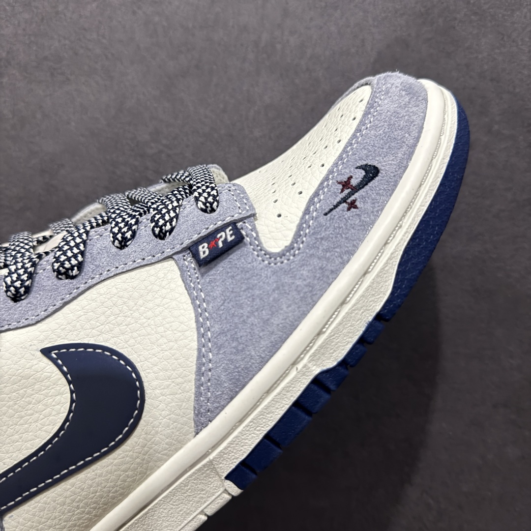 图片[5]-【定制版】Nk SB Dunk Low Bape联名 浅蓝双色 周年高端定制 低帮休闲板鞋rn#定制鞋盒 大厂纯原品质出货 超高清洁度 皮料切割干净无任何毛边 细节完美 rn 货号： DJ2024-103 尺码：36 36.5 37.5 38 38.5 39 40 40.5 41 42 42.5 43 44 44.5 45  编码：HXS340360-莆田鞋批发中心