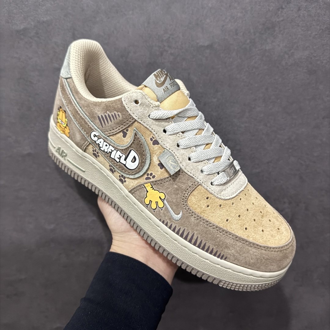 图片[3]-【定制版】“加菲猫”Nike  Air Force 1 “Garfield”#漫画系列 空军一号定制低帮秋冬板鞋n《加菲猫》是由吉姆·戴维斯的同名漫画作品改编的系列电视动画，加菲猫是一只橘黄色的胖猫咪，总是穿着红色的项圈，十分慵懒，有着一张大饼脸和圆滚滚的身材，形象十分可爱 货号：CD1212-333nSIZE：36 36.5 37.5 38 38.5 39 40 40.5 41 42 42.5 43 44 44.5 45 编码：HXS310320-莆田鞋批发中心