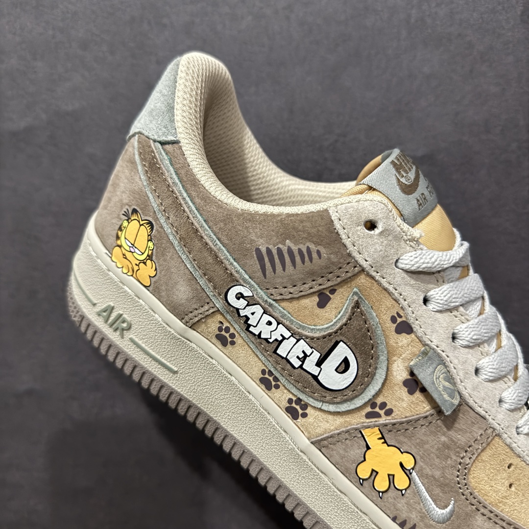 图片[6]-【定制版】“加菲猫”Nike  Air Force 1 “Garfield”#漫画系列 空军一号定制低帮秋冬板鞋n《加菲猫》是由吉姆·戴维斯的同名漫画作品改编的系列电视动画，加菲猫是一只橘黄色的胖猫咪，总是穿着红色的项圈，十分慵懒，有着一张大饼脸和圆滚滚的身材，形象十分可爱 货号：CD1212-333nSIZE：36 36.5 37.5 38 38.5 39 40 40.5 41 42 42.5 43 44 44.5 45 编码：HXS310320-莆田鞋批发中心