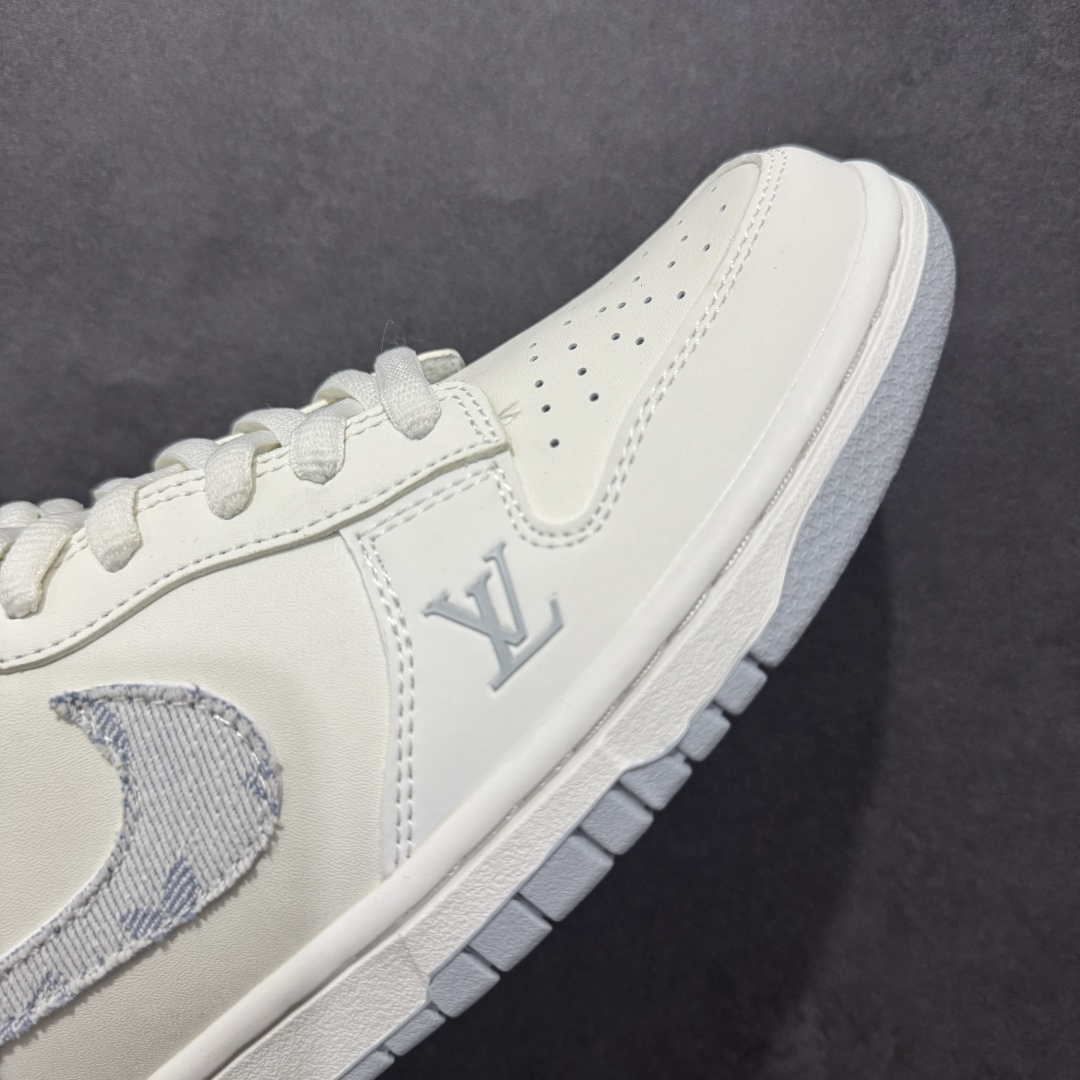 图片[5]-【定制版】Nk SB Dunk Low LV联名-紫色牛仔米白紫勾 周年高端定制 低帮休闲板鞋rn#定制鞋盒 大厂纯原品质出货 超高清洁度 皮料切割干净无任何毛边 细节完美 r 货号：DJ2024-010 尺码：36 36.5 37.5 38 38.5 39 40 40.5 41 42 42.5 43 44 44.5 45  编码：HXS260280-莆田鞋批发中心