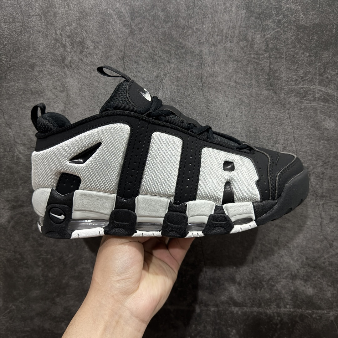 【CK纯原版】Nike Air More Uptempo 原装皮蓬n全新批次 Air More Uptempo绝对是耐克篮球鞋历史上最耀眼的里程碑之一，耐克一直以来都以不停的提升气垫容量来捍卫气垫的地位，当前后掌的花样全部玩尽之后，耐克终于还是打出了奠定王朝基础的一张牌：全掌外露气垫，U型气垫和Max Air的搭配是当时最切合实际的全掌气垫组合 货号：FZ3055-001 尺码：36-47.5 编码：CK310330-莆田鞋批发中心