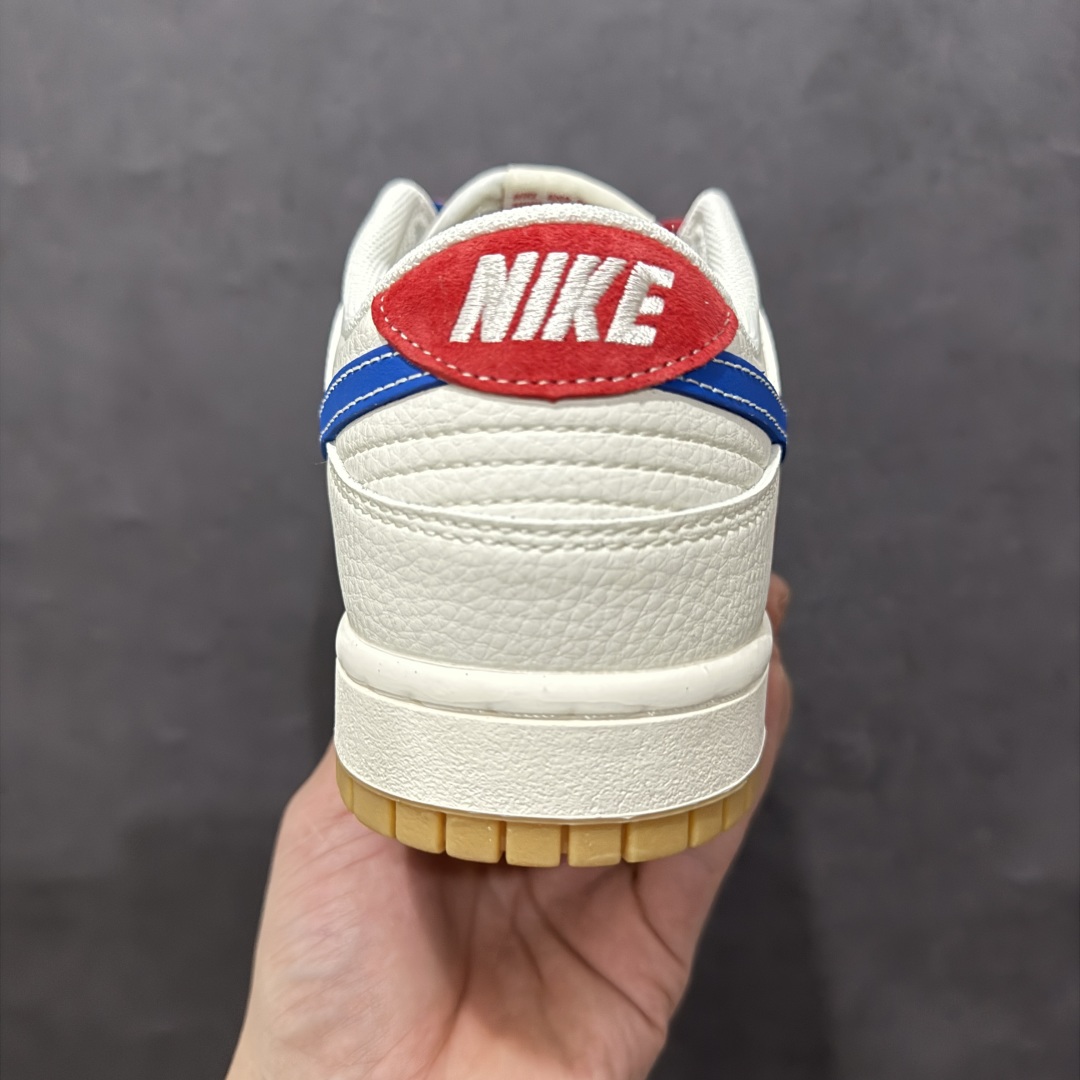 图片[4]-【定制版】Nike SB Dunk Low“斯图西蛇年联名——弹幕蓝勾” 周年高端定制 低帮休闲板鞋 定制鞋盒 大厂纯原品质出货 超高清洁度 皮料切割干净无任何毛边 细节完美货号：FC1688-207nSize:36 36.5 37.5 38 38.5 39 40 40.5 41 42 42.5 43 44 44.5 45 编码：HXS320340-莆田鞋批发中心