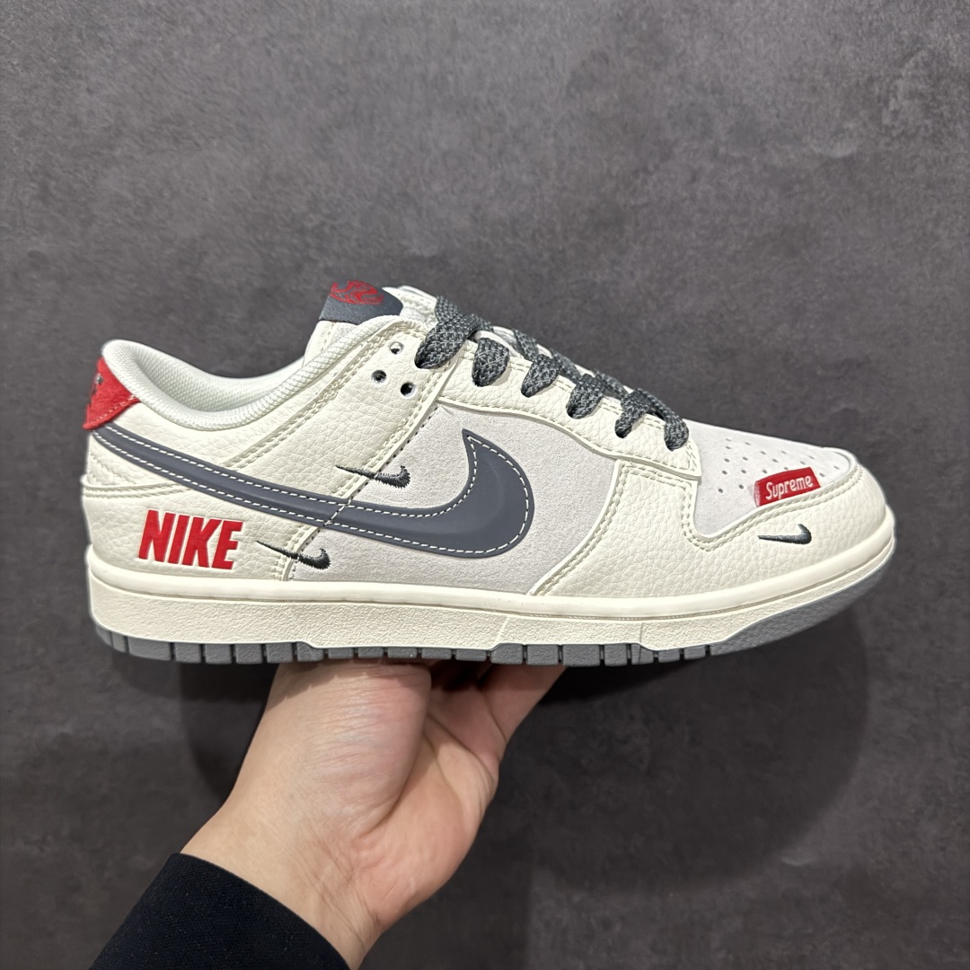 【定制版】Nike SB Dunk Low“SUP联名——猪八黑勾” 周年高端定制 低帮休闲板鞋 定制鞋盒 大厂纯原品质出货 超高清洁度 皮料切割干净无任何毛边 细节完美货号：FC1688-205nSize:36 36.5 37.5 38 38.5 39 40 40.5 41 42 42.5 43 44 44.5 45 编码：HXS320340-莆田鞋批发中心