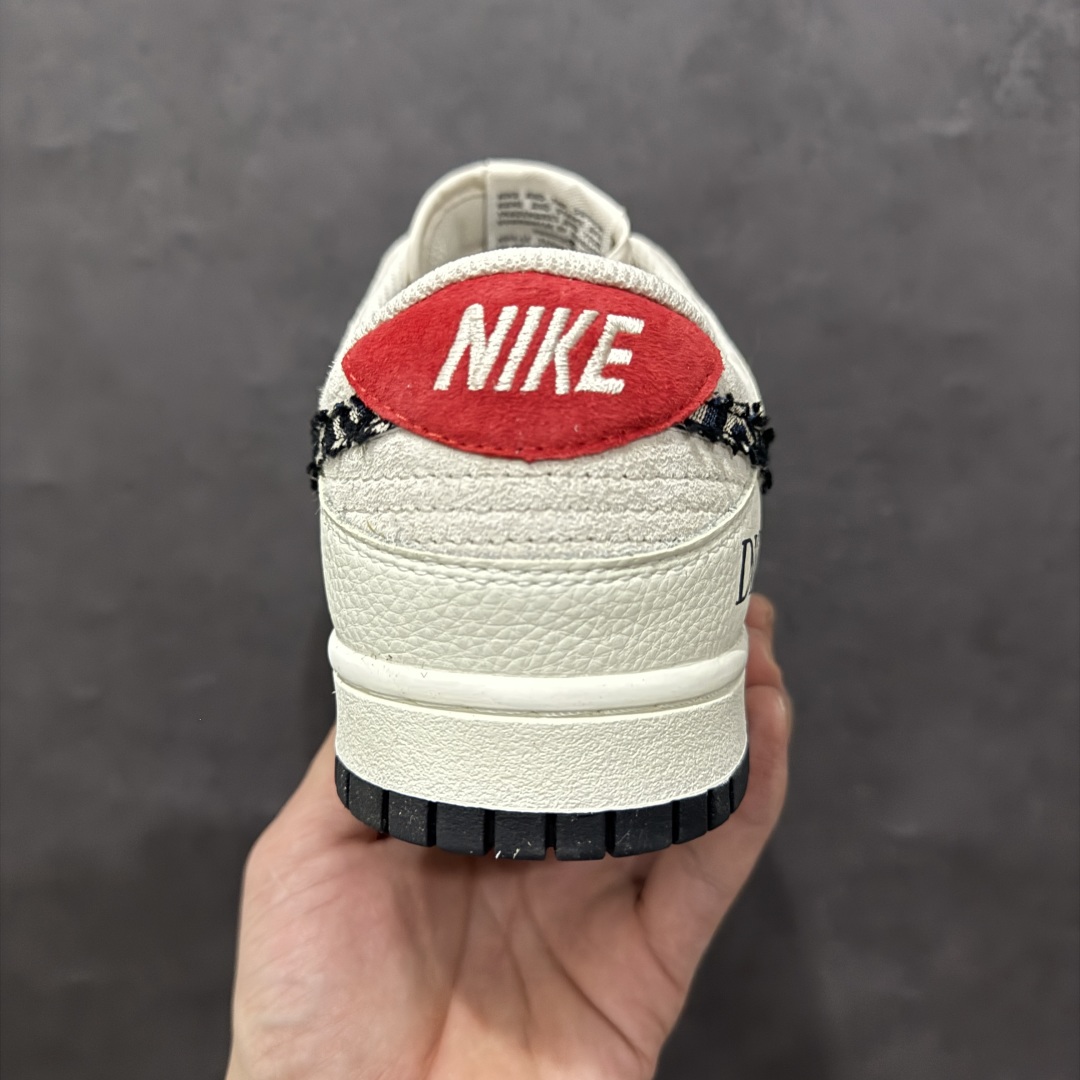 图片[4]-【定制版】Nike SB Dunk Low“迪奥联名——织布黑勾” 周年高端定制 低帮休闲板鞋 定制鞋盒 大厂纯原品质出货 超高清洁度 皮料切割干净无任何毛边 细节完美货号：DJ2024-131nSize:36 36.5 37.5 38 38.5 39 40 40.5 41 42 42.5 43 44 44.5 45 编码：HXS340360-莆田鞋批发中心