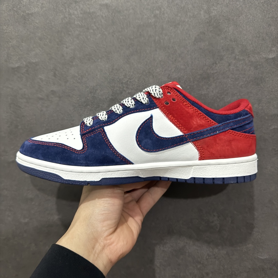 图片[2]-【定制版】NIKE SB Dunk Low 蛇年限定 白蓝红小钩满天星n公司级出品 极力推荐n原装头层材料 独家版型蒸餾加工n帶來的是更好的视觉和脚感体验n大厂纯原品质出货 清洁度 电绣工艺皮料切割干净无任何毛边 细节完美官方货号：XX9937 037 尺码： 36 36.5 37.5 38 38.5 39 40 40.5 41 42 42.5 43 44 44.5 45 编码：CC280300-莆田鞋批发中心