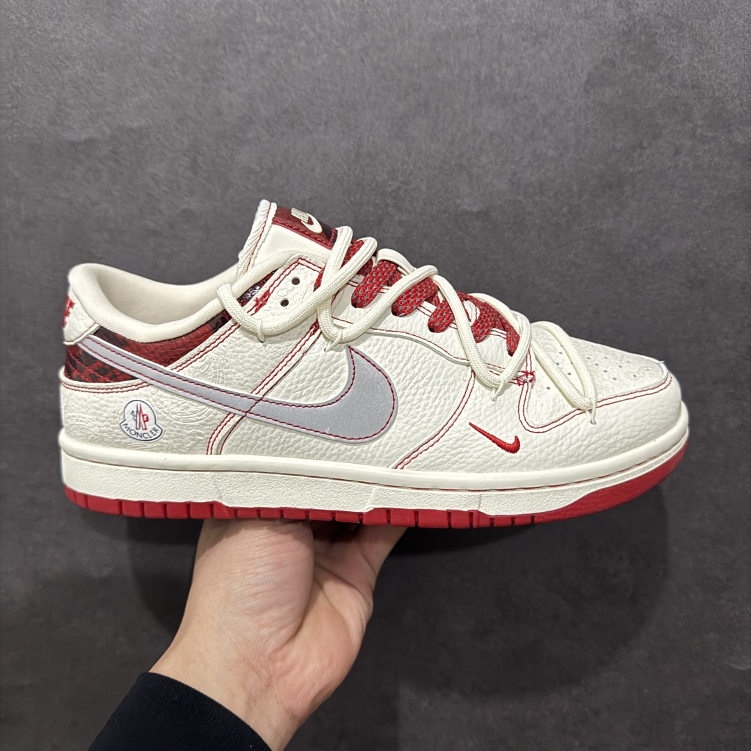 【定制款】蛇年限定 原装公司级 Nk SB Dunk Low 定制配色 蛇年限定 Dunk系列复古低帮休闲百搭板鞋 CH6336-620 定制鞋盒 大厂流水作业生产 超高清洁度 皮料切割干净无任何毛边 细节完美 r 尺码：36 36.5 37.5 38 38.5 39 40 40.5 41 42 42.5 43 44 44.5 45  编码：YH330350-莆田鞋批发中心