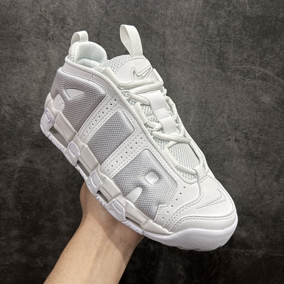 图片[3]-【CK纯原版】Nike Air More Uptempo 原装皮蓬n全新批次 Air More Uptempo绝对是耐克篮球鞋历史上最耀眼的里程碑之一，耐克一直以来都以不停的提升气垫容量来捍卫气垫的地位，当前后掌的花样全部玩尽之后，耐克终于还是打出了奠定王朝基础的一张牌：全掌外露气垫，U型气垫和Max Air的搭配是当时最切合实际的全掌气垫组合 货号：FZ3055-100 尺码：36-47.5 编码：CK310330-莆田鞋批发中心