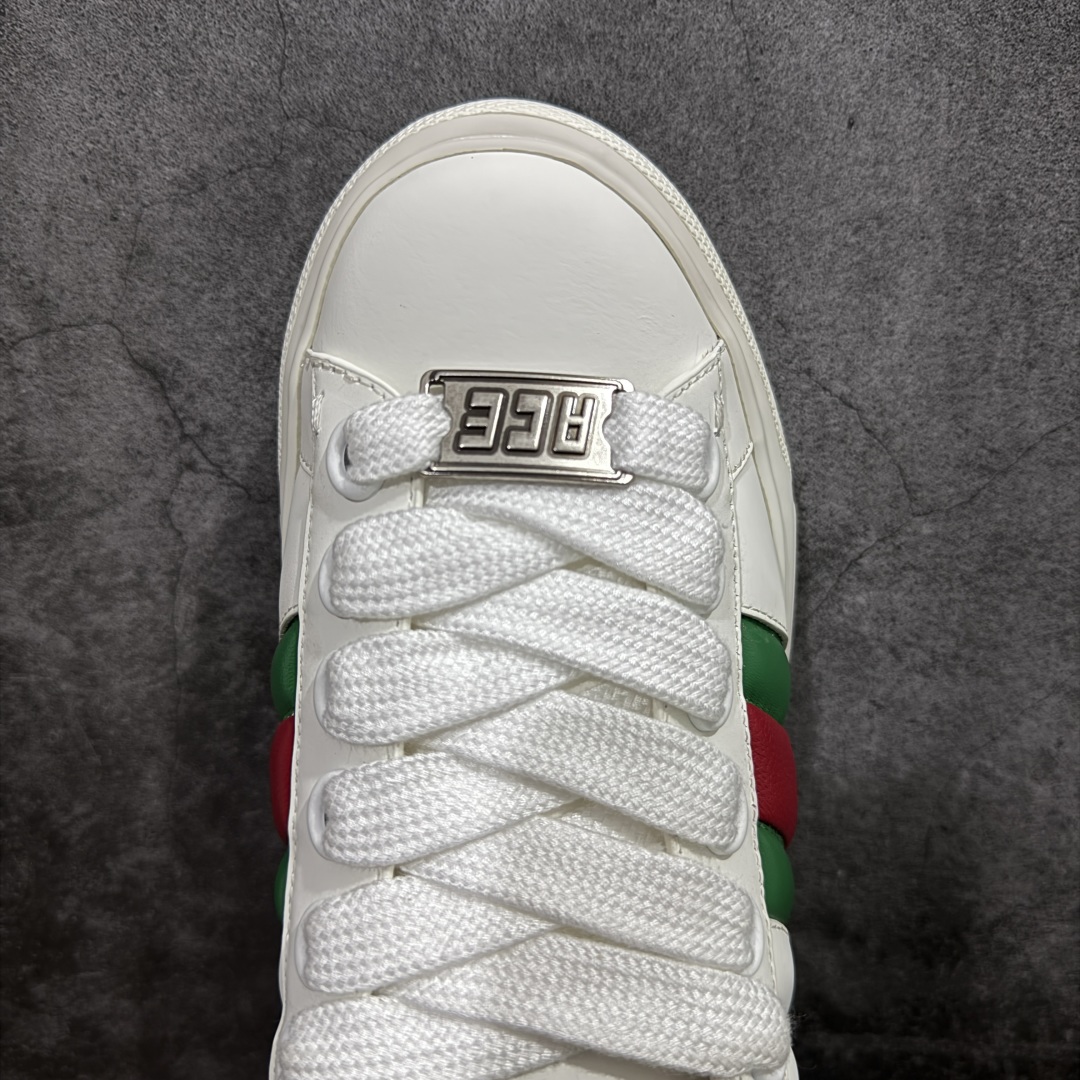 图片[5]-【广东纯原版本】Gucci Ace 米奇胖嘟嘟胖丁x休闲鞋 情侣鞋👫超软复古踩屎感 脚胖显腿瘦❤️n鞋面采用进口山羊皮 全对版材质版型n内里羊皮n大底橡胶发泡n码数:35-45 编码：KH430460-莆田鞋批发中心