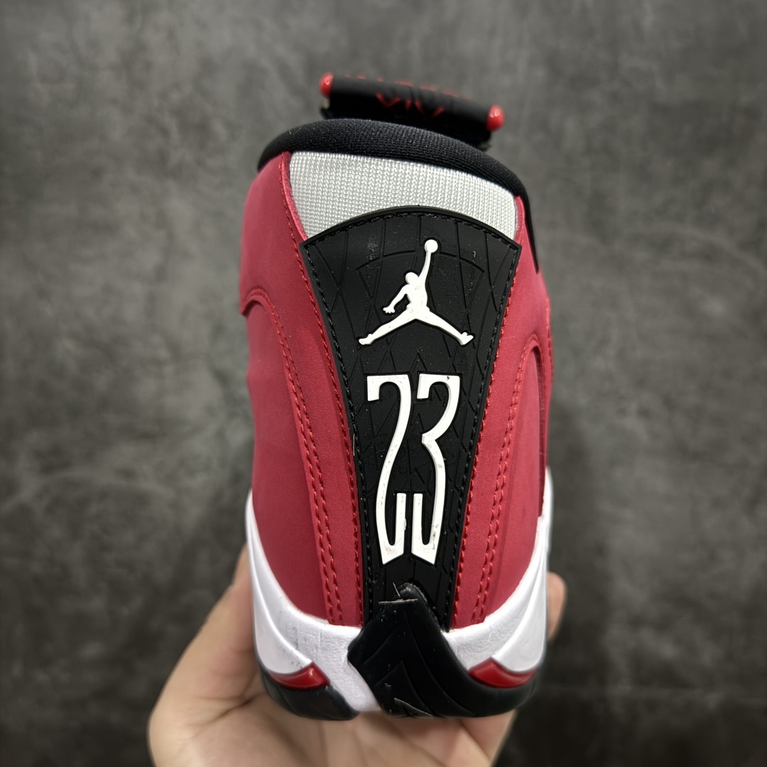 图片[4]-【XP纯原】Air Jordan AJ14 黑白红 487471-006nn外贸特供批次 原楦原档案数据开模打造 原厂中底拉帮钢印 原盒原配 以法拉利 550 Maranello 为设计灵感 类似跑车的全新流线鞋型 鞋头的麂皮与鞋身的荔枝皮相结合 最具代表性的黑红配色 中底内侧开创性的透气孔设计 看起来与跑车的进气口如出一辙 盾牌造型更能让人们直接想到法拉利的 LogoSIZE：40.5 41 42 42.5 43 44 44.5 45 46 47.5 编码：X1500520-莆田鞋批发中心