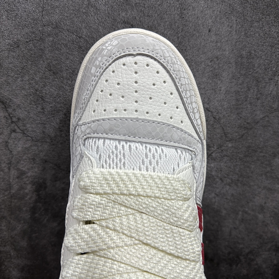 图片[5]-【公司级】原盒原标 Adidas Forum 84 LOW CL 三叶草低邦蛇年限定n经典魔术贴复古板鞋 男女潮流头层皮休闲鞋n原楦原数据开发 采用牛培皮革材质n全头层皮鞋面 原盒原标 专供外贸渠道 官方货号: JP9969 Size：35.5 36 36.5 37.5 38 38.5 39 40 40.5 41 42 42.5 43 44 44.5 45 编码：LDS250270-莆田鞋批发中心