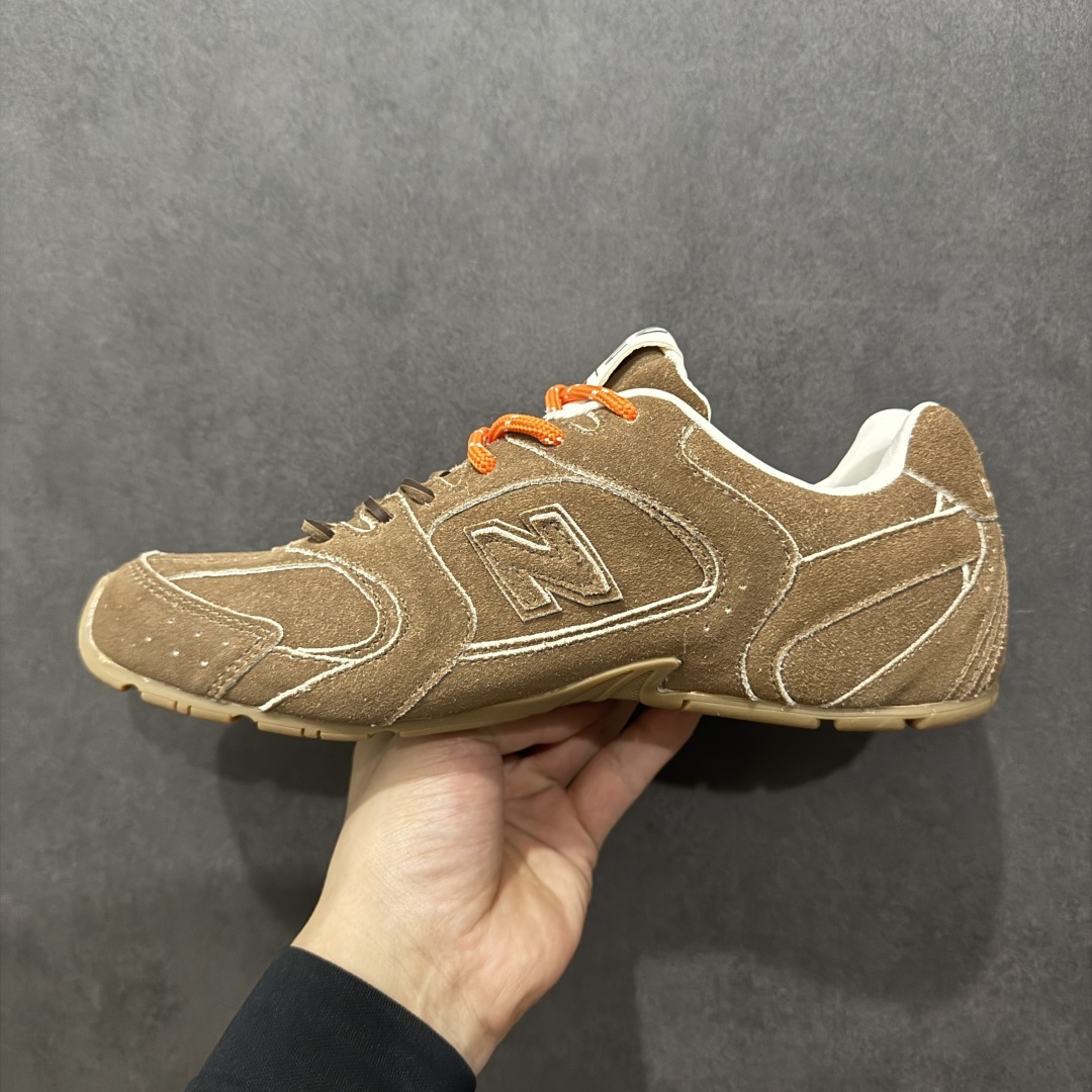 图片[2]-【福利特价】Miumiu x New Balance NB530 新百伦缪缪联名款复古运动鞋 全套原楦原纸板原厂数据开发 原厂三文治网纱 原装进口羊皮加羊反绒正确绒感卡色 正确中底拉帮中底纸板满印细节 冲裁组合 匠心打造 耗时两个月开发完成 工艺极其复杂难度可想而知 正确私模大底 跑量专用 尺码：36-45-选品中心