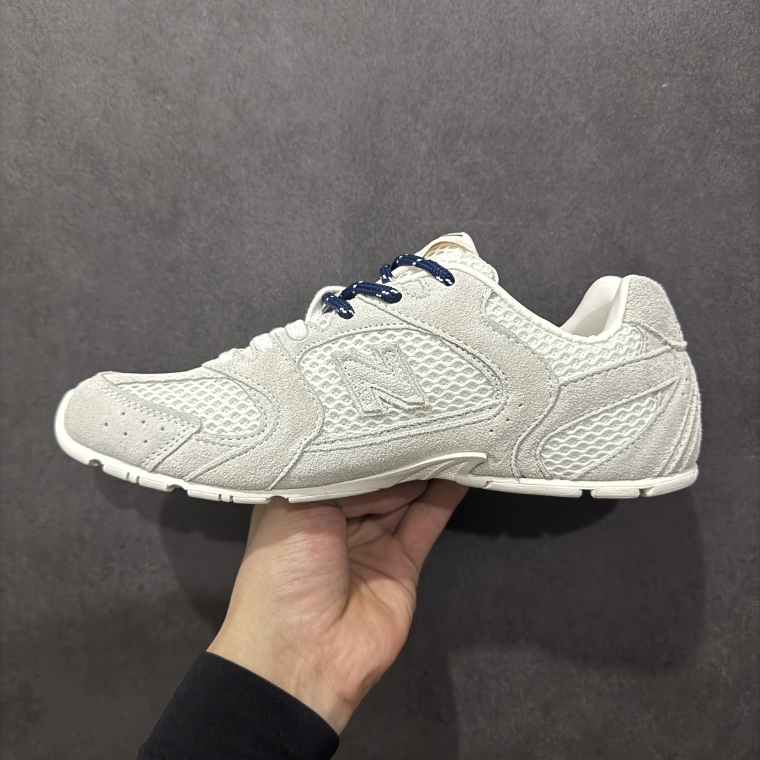 图片[2]-【福利特价】Miumiu x New Balance NB530 新百伦缪缪联名款复古运动鞋 全套原楦原纸板原厂数据开发 原厂三文治网纱 原装进口羊皮加羊反绒正确绒感卡色 正确中底拉帮中底纸板满印细节 冲裁组合 匠心打造 耗时两个月开发完成 工艺极其复杂难度可想而知 正确私模大底 跑量专用 尺码：36-45-选品中心