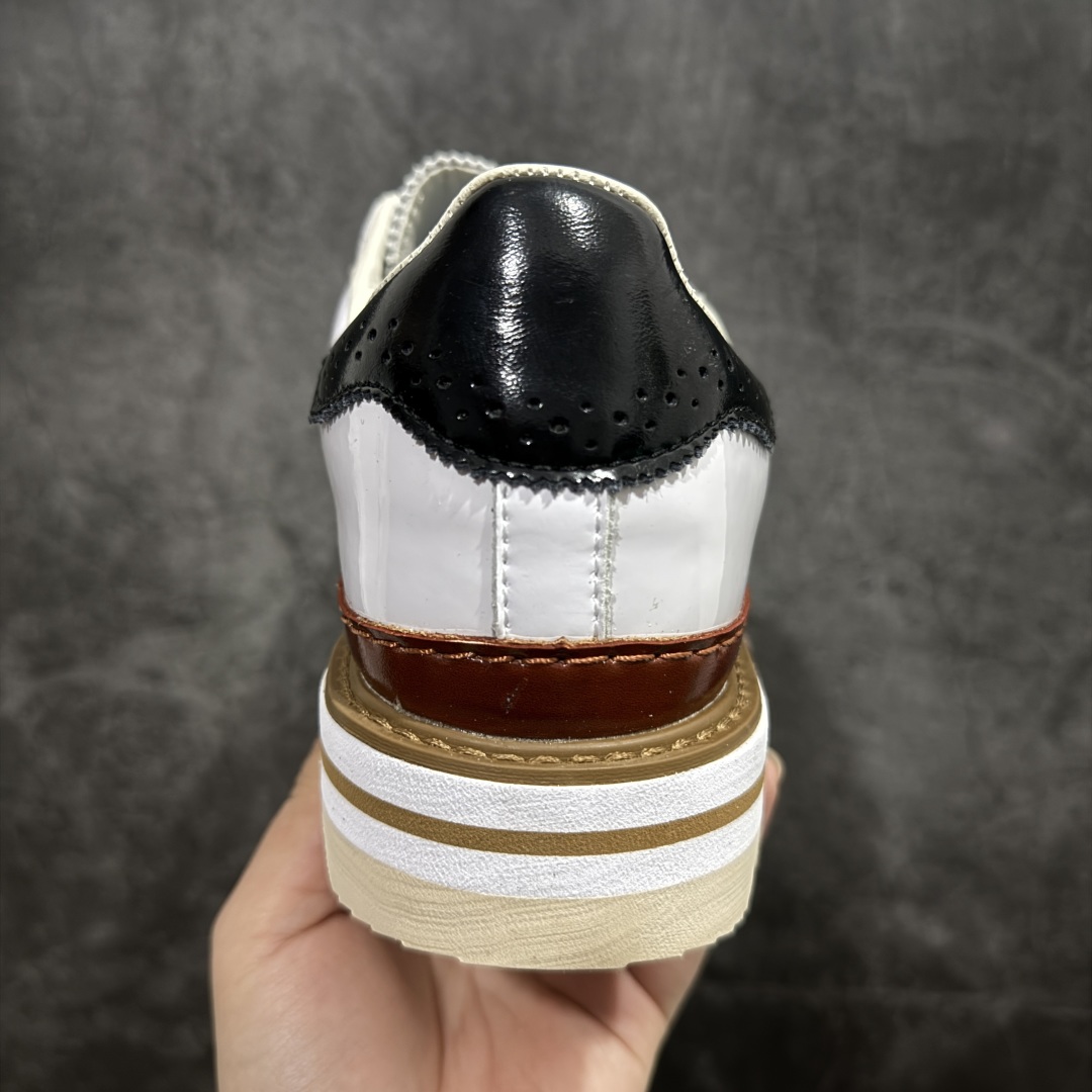 图片[4]-【福利版】CLOT x Adidas originals Superstar 陈冠希全新设计 公司级版本 鞋身整体以adidas经典的\\\”Superstar\\\”为蓝本设计 将标志性的贝壳头重新演绎 鞋舌部分还带有特殊的流苏细节 上面带有双方Logo 彰显联名身份 最大的亮点就是鞋底部分 除了中底增高外还带有特殊的\\\”鲨鱼锯齿\\\”设计 货号： IH3132 尺码： 36 36.5 37.5 38 38.5 39 40 40.5 41 42 42.5 43 44 45-选品中心