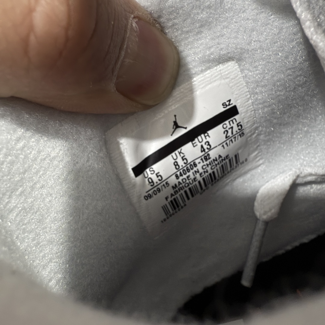 图片[9]-【原厂版】Air Jordan 4 AJ4 乔4 \”White Cement \” 白水泥 货号：840606-192n全新升级改良 原鞋原楦原纸板同源开发 完美呈现乔4的版型 内侧正确双色网格 还原细节 原厂皮料 正确气垫颜色 正确网格工艺 正确拉帮工艺 全鞋原装材料制作 原档案原模具打造 支持全方位与正品对比  尺码：40 40.5 41 42 42.5 43 44 44.5 45 46 47.5 编码：X10380420-莆田鞋批发中心