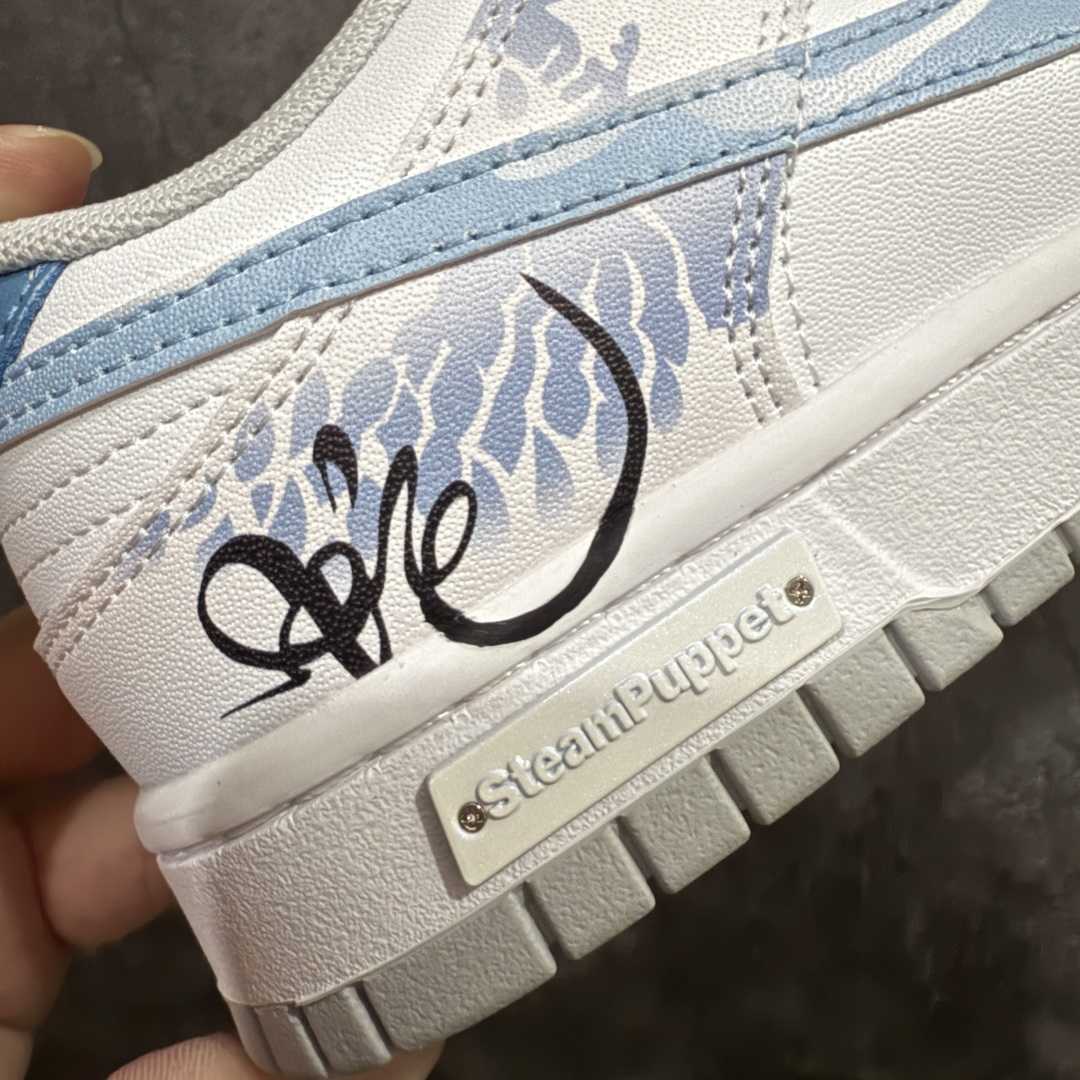 图片[3]-【XC纯原礼盒版】Dunk系列蛇年限定青花瓷 原厂刀模 原楦头 原纸板 打造纯正公司货鞋型 原厂头层皮打造 鞋型、用料 目前市场标杆水准 独家私模定制限定礼盒 定制中国结配件 同步原鞋 终端放货 首轮1200双 下手速度 冲起来 货号 DD1391-103 尺码 35.5 36 36.5 37.5 38 38.5 39 40 40.5 41 42 42.5 43 44 44.5 45 46-选品中心