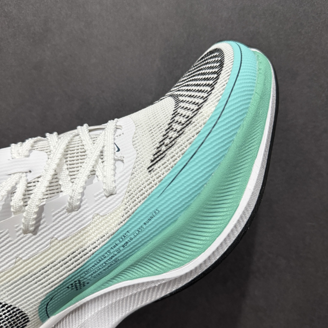 图片[5]-【纯原福利】NK ZoomX Vaporfly Next% 马拉松二代跑鞋细节整体升级 这款next%和上一款4%的鞋最大区的别于在鞋面面料 鞋面使用了全新 Vaporweave 科技 这种类似蝉翼的材质相比 Flyknit 更加轻薄透气 非对称的鞋带系统和泡棉护垫的加入令舒适度更高 鞋头辅以超大的 Swoosh 点缀 再配上流线型外观设计 时尚感十足 SIZE：36 36.5 37.5 38 38.5 39 40 40.5 41 42 42.5 43 44 44.5 45 编码：LDS195210-莆田鞋批发中心