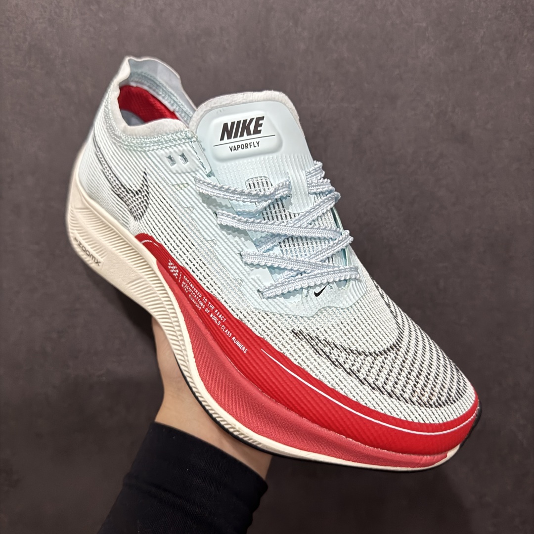 图片[3]-【纯原福利】NK ZoomX Vaporfly Next% 马拉松二代跑鞋细节整体升级 这款next%和上一款4%的鞋最大区的别于在鞋面面料 鞋面使用了全新 Vaporweave 科技 这种类似蝉翼的材质相比 Flyknit 更加轻薄透气 非对称的鞋带系统和泡棉护垫的加入令舒适度更高 鞋头辅以超大的 Swoosh 点缀 再配上流线型外观设计 时尚感十足 SIZE：36 36.5 37.5 38 38.5 39 40 40.5 41 42 42.5 43 44 44.5 45 编码：LDS195210-莆田鞋批发中心