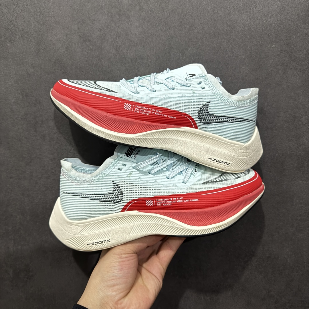 图片[12]-【纯原福利】NK ZoomX Vaporfly Next% 马拉松二代跑鞋 细节整体升级 这款next%和上一款4%的鞋最大区的别于在鞋面面料 鞋面使用了全新 Vaporweave 科技 这种类似蝉翼的材质相比 Flyknit 更加轻薄透气 非对称的鞋带系统和泡棉护垫的加入令舒适度更高 鞋头辅以超大的 Swoosh 点缀 再配上流线型外观设计 时尚感十足 尺码：36 36.5 37.5 38 38.5 39 40 40.5 41 42 42.5 43 44 44.5 45-选品中心