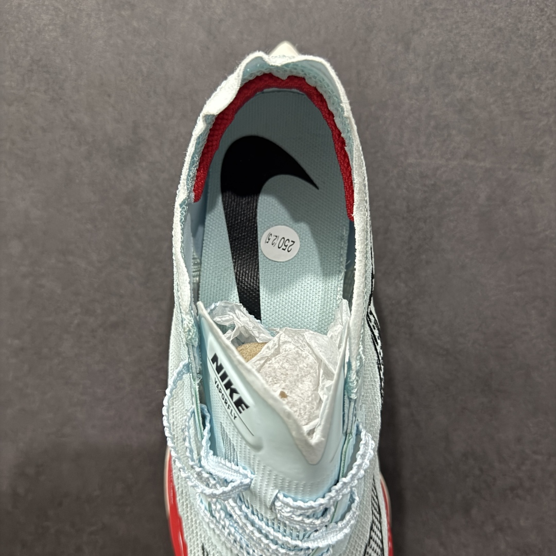 图片[7]-【纯原福利】NK ZoomX Vaporfly Next% 马拉松二代跑鞋细节整体升级 这款next%和上一款4%的鞋最大区的别于在鞋面面料 鞋面使用了全新 Vaporweave 科技 这种类似蝉翼的材质相比 Flyknit 更加轻薄透气 非对称的鞋带系统和泡棉护垫的加入令舒适度更高 鞋头辅以超大的 Swoosh 点缀 再配上流线型外观设计 时尚感十足 SIZE：36 36.5 37.5 38 38.5 39 40 40.5 41 42 42.5 43 44 44.5 45 编码：LDS195210-莆田鞋批发中心