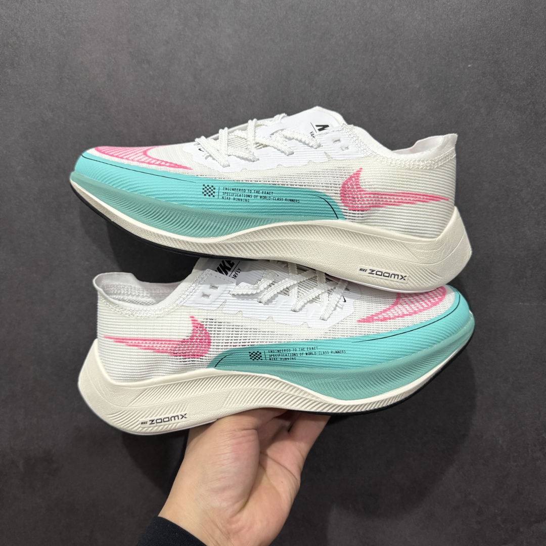 图片[7]-【纯原福利】NK ZoomX Vaporfly Next% 马拉松二代跑鞋 细节整体升级 这款next%和上一款4%的鞋最大区的别于在鞋面面料 鞋面使用了全新 Vaporweave 科技 这种类似蝉翼的材质相比 Flyknit 更加轻薄透气 非对称的鞋带系统和泡棉护垫的加入令舒适度更高 鞋头辅以超大的 Swoosh 点缀 再配上流线型外观设计 时尚感十足 尺码：36 36.5 37.5 38 38.5 39 40 40.5 41 42 42.5 43 44 44.5 45-选品中心