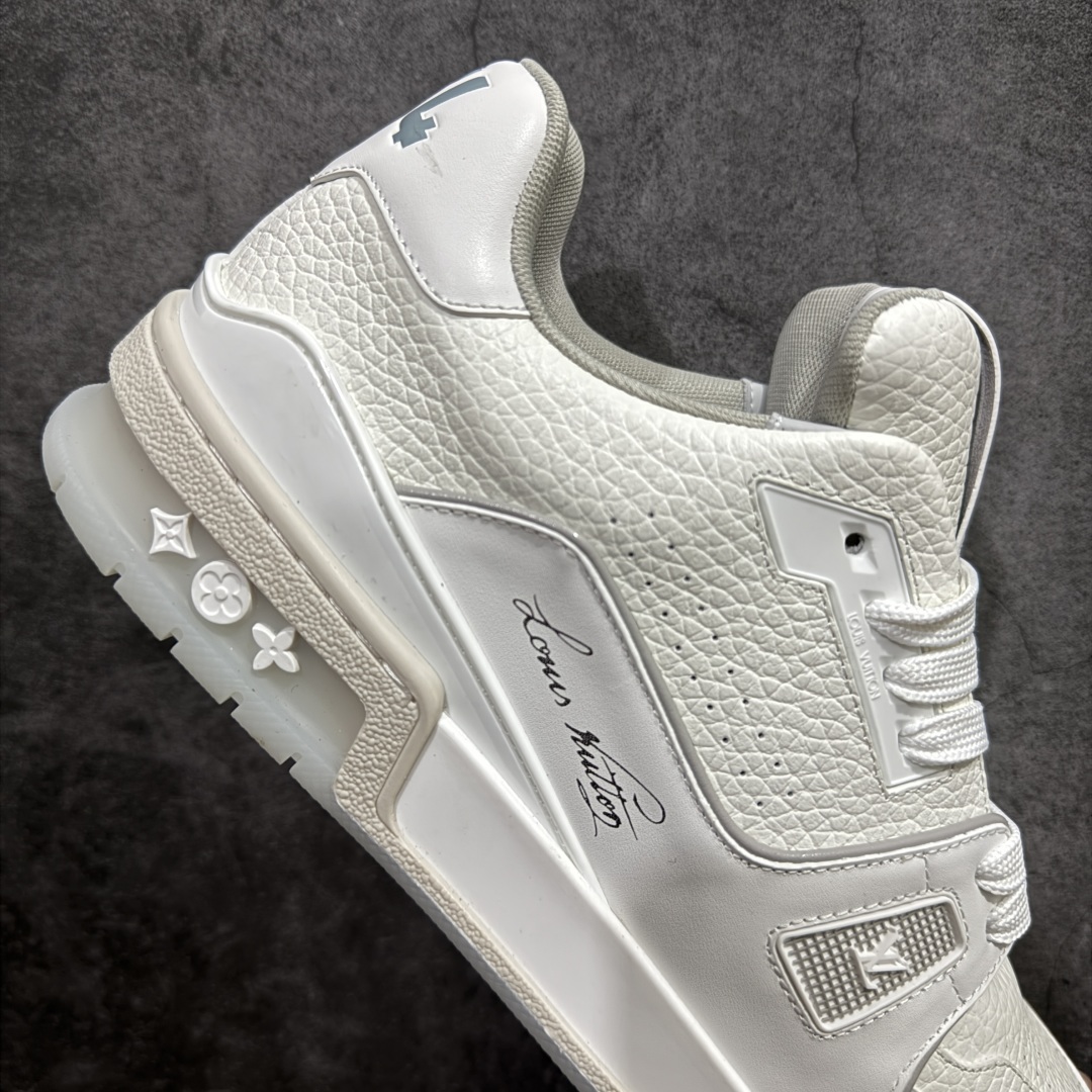 图片[7]-【PK纯原版】Louis Vuitton 路易威登 LV Trainer 低帮休闲板鞋 同步官方2025最新原版包装 海淘代购同渠道品质 高端零售 外贸充正专供 原版购入开发 ZP级全套包装 完美楦型 正确卡色 大底TPU 质感媲美原版 细节与原版一致 请注意区分市面通货材 尺码：39 40 41 42 43 44 45 46-选品中心