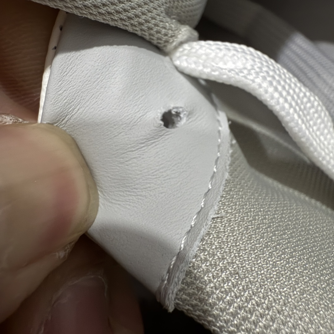 图片[9]-【PK纯原版】Louis Vuitton 路易威登 LV Trainer 低帮休闲板鞋 同步官方2025最新原版包装 海淘代购同渠道品质 高端零售 外贸充正专供 原版购入开发 ZP级全套包装 完美楦型 正确卡色 大底TPU 质感媲美原版 细节与原版一致 请注意区分市面通货材 尺码：39 40 41 42 43 44 45 46-选品中心