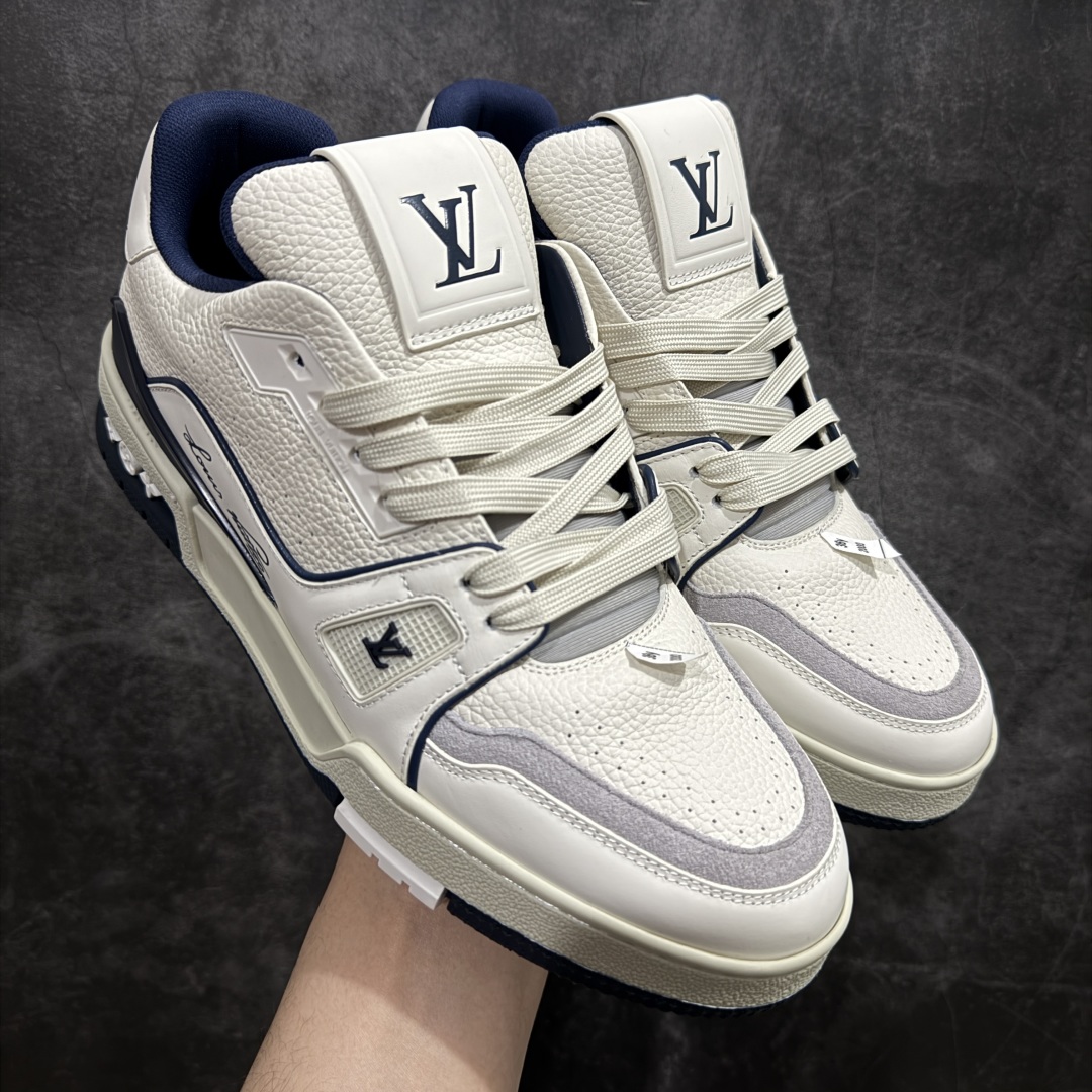 【PK纯原版】Louis Vuitton 路易威登 LV Trainer 低帮休闲板鞋 同步官方2025最新原版包装 海淘代购同渠道品质 高端零售 外贸充正专供 原版购入开发 ZP级全套包装 完美楦型 正确卡色 大底TPU 质感媲美原版 细节与原版一致 请注意区分市面通货材 尺码:39 40 41 42 43 44 45 46-选品中心