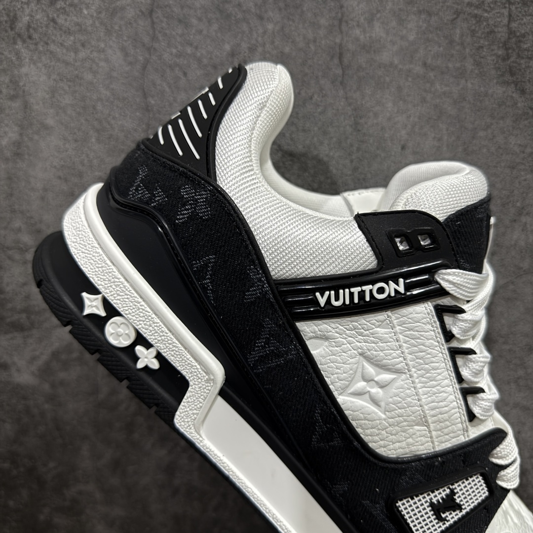 图片[7]-【PK纯原版】Louis Vuitton 路易威登 LV Trainer 低帮休闲板鞋 同步官方2025最新原版包装 海淘代购同渠道品质 高端零售 外贸充正专供 原版购入开发 ZP级全套包装 完美楦型 正确卡色 大底TPU 质感媲美原版 细节与原版一致 请注意区分市面通货材 尺码：39 40 41 42 43 44 45 46-选品中心