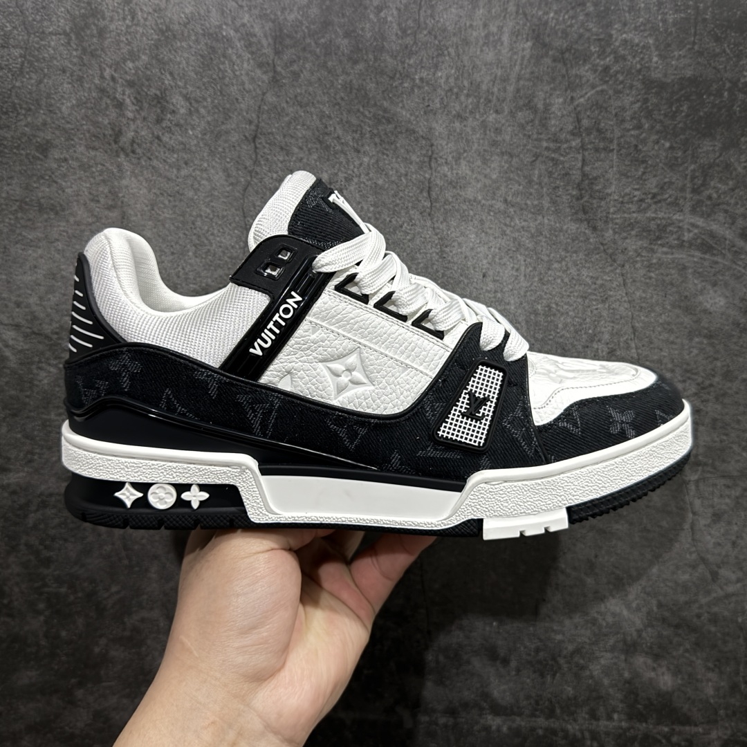 【PK纯原版】Louis Vuitton 路易威登 LV Trainer 低帮休闲板鞋 同步官方2025最新原版包装 海淘代购同渠道品质 高端零售 外贸充正专供 原版购入开发 ZP级全套包装 完美楦型 正确卡色 大底TPU 质感媲美原版 细节与原版一致 请注意区分市面通货材 尺码：39 40 41 42 43 44 45 46-选品中心