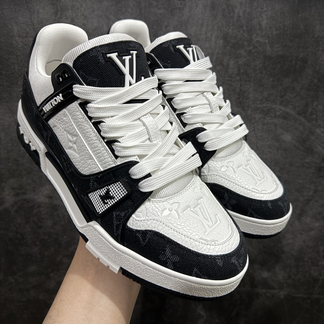 【PK纯原版】Louis Vuitton 路易威登 LV Trainer 低帮休闲板鞋同步官方2025最新原版包装n海淘代购同渠道品质 高端零售外贸充正专供 原版购入开发ZP级全套包装 完美楦型 正确卡色大底TPU 质感媲美原版 细节与原版一致 请注意区分市面通货材  尺码：39 40 41 42 43 44 45 46 编码：X10500540-莆田鞋批发中心