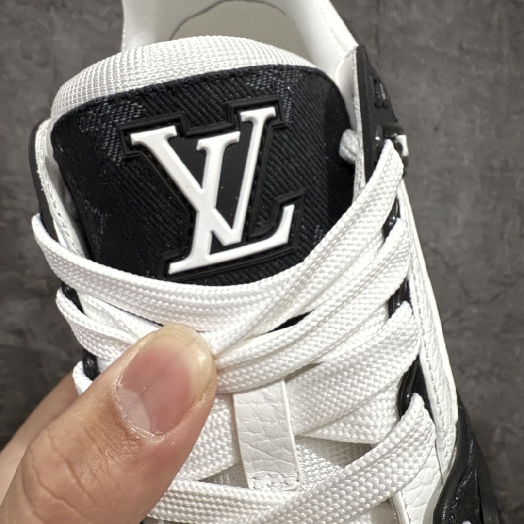 图片[7]-【PK纯原版】Louis Vuitton 路易威登 LV Trainer 低帮休闲板鞋同步官方2025最新原版包装n海淘代购同渠道品质 高端零售外贸充正专供 原版购入开发ZP级全套包装 完美楦型 正确卡色大底TPU 质感媲美原版 细节与原版一致 请注意区分市面通货材  尺码：39 40 41 42 43 44 45 46 编码：X10500540-莆田鞋批发中心