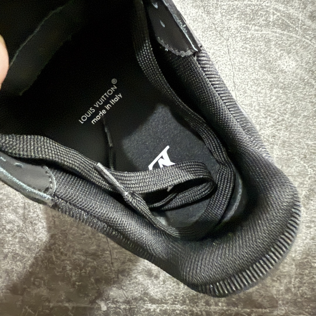 图片[8]-【PK纯原版】Louis Vuitton 路易威登 LV Trainer 低帮休闲板鞋同步官方2025最新原版包装n海淘代购同渠道品质 高端零售外贸充正专供 原版购入开发ZP级全套包装 完美楦型 正确卡色大底TPU 质感媲美原版 细节与原版一致 请注意区分市面通货材  尺码：39 40 41 42 43 44 45 46 编码：X10500540-莆田鞋批发中心