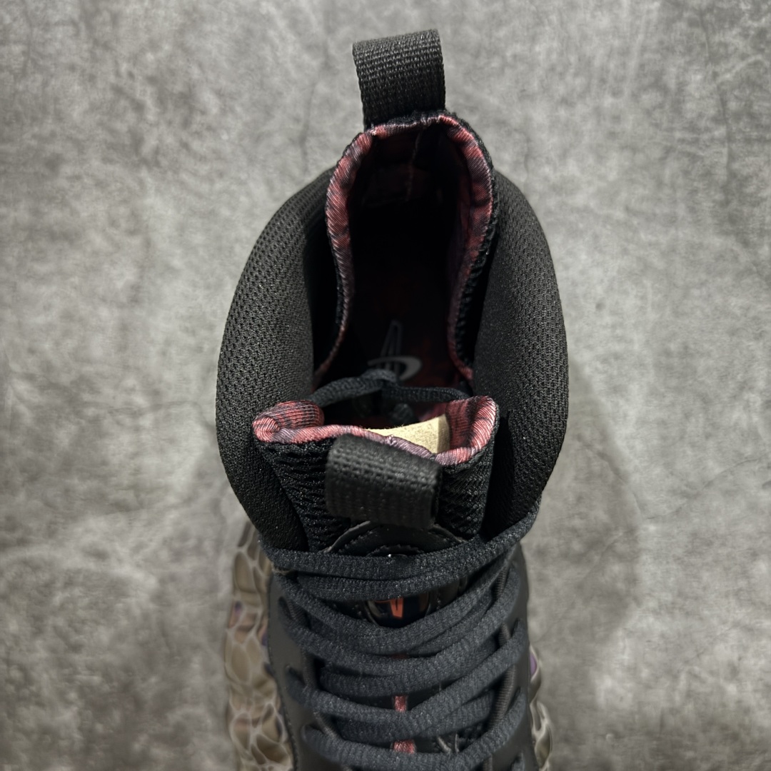 图片[8]-【莞产纯原】NK Air Foamposite One \\\”Tekken 8\\\” 铁拳喷 三岛一八 FQ8181-511 莞产原底面 公司渠道同模具 鞋型发泡360度无死角 双层Zoom气垫植入 中底完美注胶 搭载原厂碳纤维材质 诞生于1997年的NK Air Foamposite系列可以说是整个球鞋历史上最为经典的系列之一 也就是我们常说的“喷”和“泡” 其中“喷”由Foamposite One代言人Penny的英文音译而来 而“泡”则来源于另一款鞋型 Foamposite Pro中\\\”pro\\\”的音译 在诞生初期 由于高昂的造价以及超前的外形 Foamposite系列的反对者不在少数 甚至有人认为这款鞋会毁掉整个球鞋行业 但事实证明这双灵感来自于甲虫 自带“黑科技”鞋面以及双层Zoom+大块碳板的太空球鞋不仅受到了大众的接受与追捧 并且成功的影响了篮球鞋的发展 尺码：38.5 39 40 40.5 41 42 42.5 43 44 44.5 45 46-选品中心