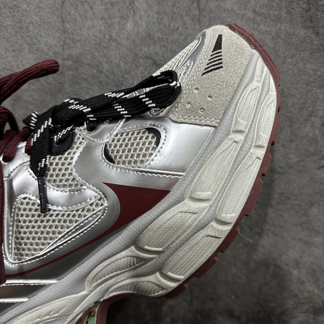 图片[6]-【广东纯原版本】GG-CC Chunky Low安哥拉红镶钻休闲运动厚底增高老爹鞋 广东大厂出品 完美细节 25ss早春新款厚底增高 大长腿 时髦look轻松定格 不费力展现率性氛围 高档银盒 酷帅机能风不规则设计大底 银红色拼色造型设计 轻便舒适百搭 GGcc厚底增高简直就是小个子的快乐! 不管怎么搭都好看~ 尺码： 35 36 37 38 39 40-选品中心