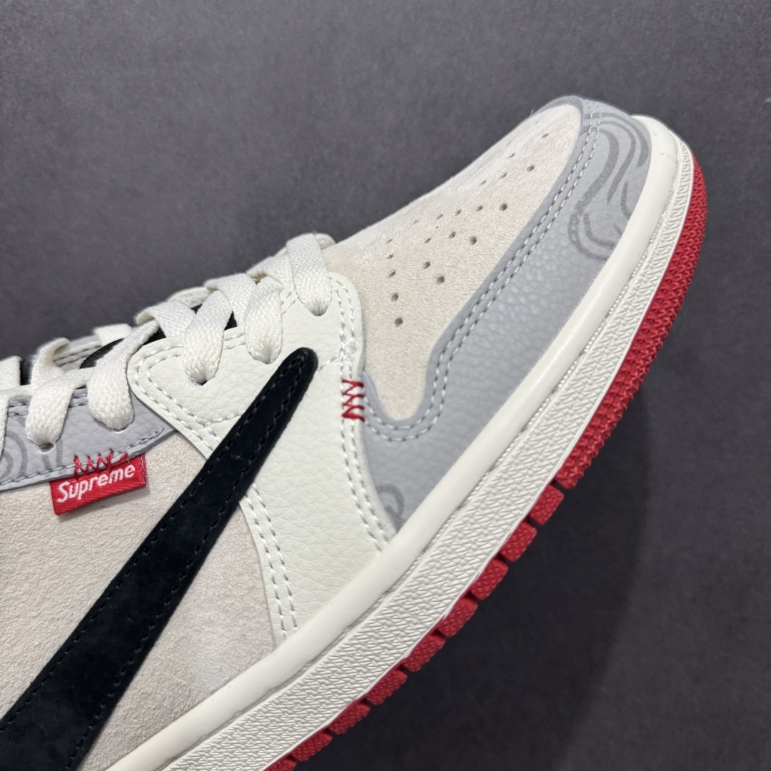 【定制版】Travis Scott x Fragment Design x Jordan Air Jordan 1 Low OG SP “Supreme联名——祥云新年红”  DM7866-078