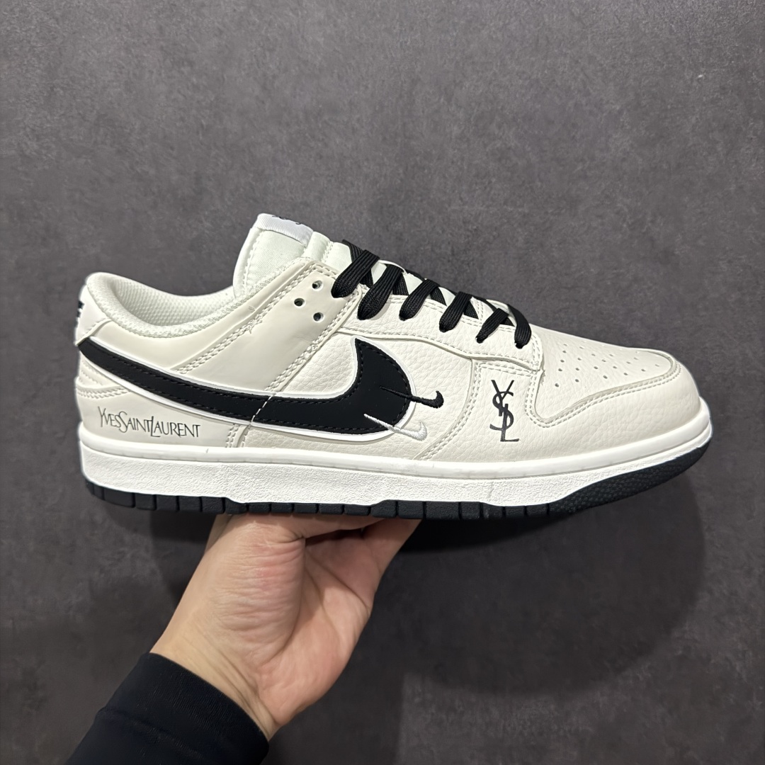 【定制版】NIKE SB Dunk Low 圣罗兰联名n性价比天花板 尝鲜先行版n原装头层材料 独家版型蒸餾加工帶來的是更好的视觉和脚感体验大厂纯原品质出货 清洁度 电绣工艺 皮料切割干净无任何毛边 细节完美官方货号: GF2409-176 尺码：36 36.5 37.5 38 38.5 39 40 40.5 41 42 42.5 43 44 45 编码：QF220240-莆田鞋批发中心