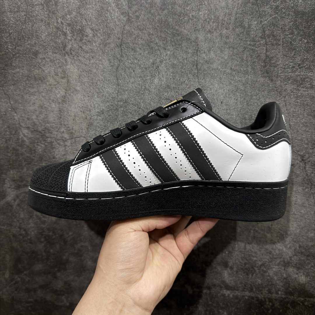 图片[2]-【平台充正版】Adidas Superstar XLG 阿迪贝壳头厚底款低帮休闲板鞋 IE8409nn市售最强版出货n平台充正版 全鞋百分百原材料全鞋电脑针车 Logo针车间距针数原版一致n皮料切割冲裁零瑕疵 原鞋一致含胶量大底原盒中文内外标 检验标 QC质检标齐全大几率过验 不对比市面只对比原鞋 只服务最高端市场  尺码：35.5 36 36 36.5 37 38 38.5 39 40 40.5 41 42 42.5 43 44 44.5 45 编码：H11250260-莆田鞋批发中心