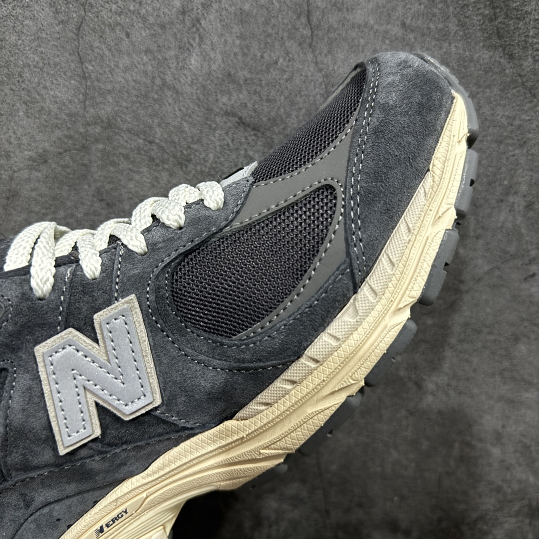 图片[6]-【纯原C版】NB New Balance M2002RHO 经典碳灰色nn可平替总裁 品质很好正确材料 正确组合大底 可高价零售‼️n 全套原楦原纸板原厂数据开发 原厂网纱 原装进口皮料 正确绒感卡色 正确中底拉帮中底网布细节 一比一手工擦旧效果 冲裁组合 匠心打造 耗时两个月开发完成 工艺极其复杂难度可想而知 新开独立私模大底 全网唯一正确做旧组合大底 高端零售专供产物  尺码：36 37 37.5 38 38.5 39.5 40 40.5 41.5 42 42.5 43 44 44.5 45  编码：LF260290-莆田鞋批发中心