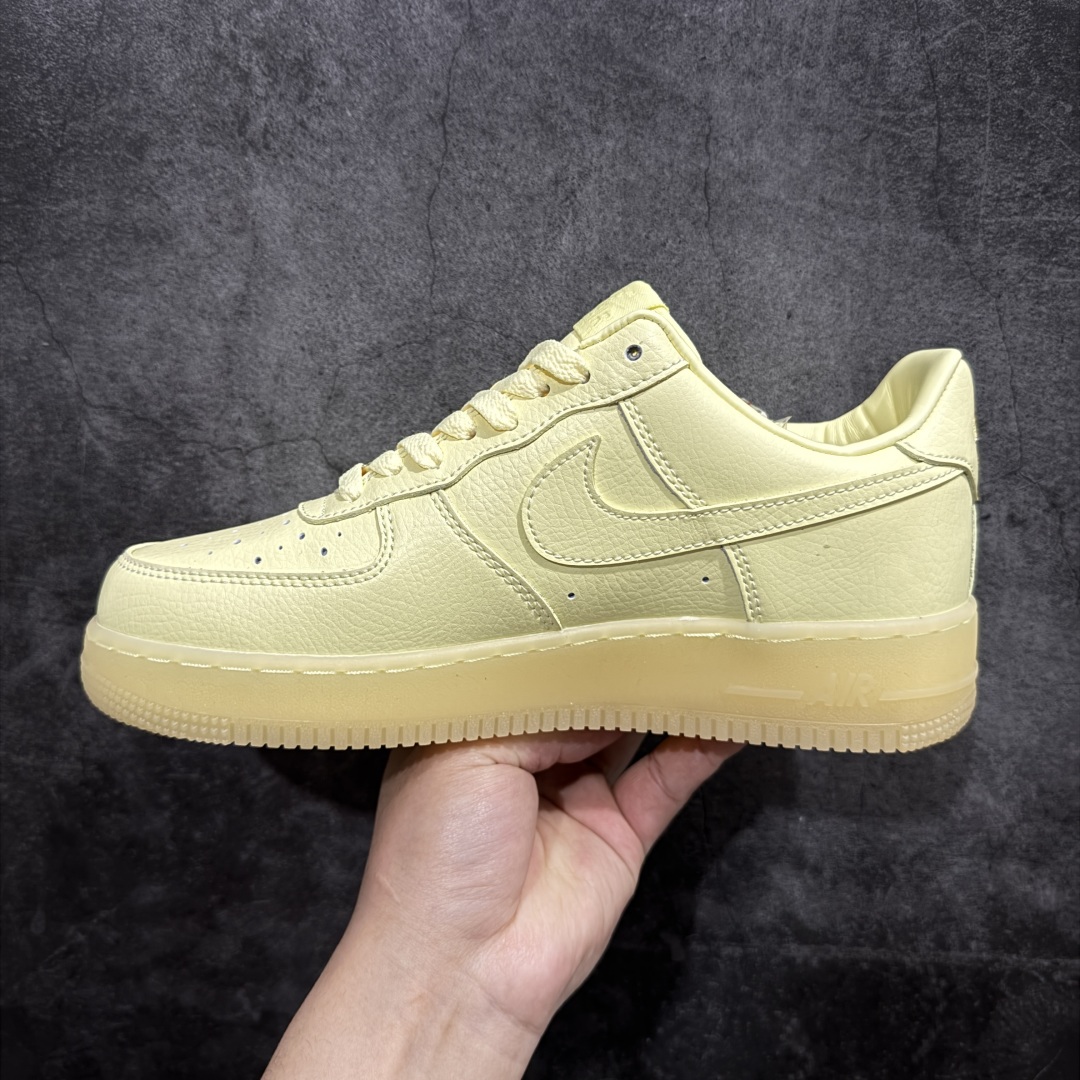 图片[2]-【公司级】NK Air Force 1´07 Low 空军一号低帮百搭休闲运动板鞋 CZ8065-800柔软、弹性十足的缓震性能和出色的中底设计 横跨复古与现代的外型结合 造就出风靡全球 三十多年的Force 1 直到今天还深受青睐 SIZE：36 36.5 37.5 38 38.5 39 40 40.5 41 42 42.5 43 44 44.5 45 编码：LF250260-莆田鞋批发中心