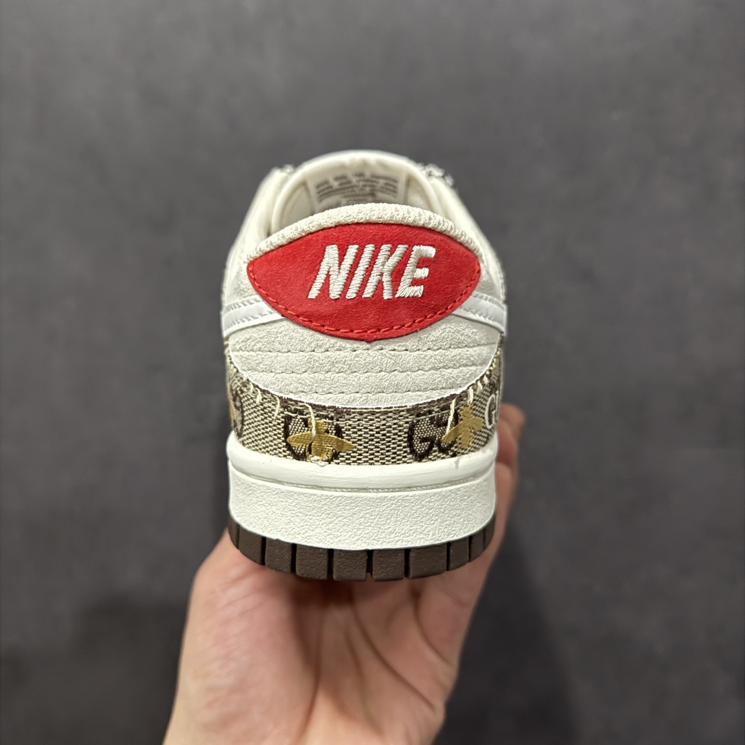 图片[4]-【定制版】Nike SB Dunk Low x GUCCI 灰黄老花小钩满天星n纯原大厂出品 极力推荐n原装头层材料 独家版型蒸餾加工n帶來的是更好的视觉和脚感体验n大厂纯原品质出货 清洁度 电绣工艺皮料切割干净无任何毛边 细节完美 官方货号：DJ2024 130 尺码：36 36.5 37.5 38 38.5 39 40 40.5 41 42 42.5 43 44 44.5 45  编码：HXS340360-莆田鞋批发中心