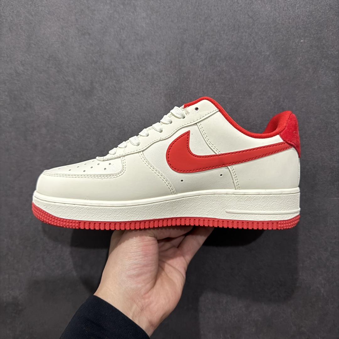 图片[2]-【定制版】Nk Air Force 1\’07 Low 斯图西联名 米白深橙 空军一号低帮休闲板鞋 DF0188-031rn#定制皮料 定制鞋盒 配件齐全 原楦原纸板 纯正空军版型 内置全掌气垫r 尺码：36 36.5 37.5 38 38.5 39 40 40.5 41 42 42.5 43 44 44.5 45  编码：HXS310320-莆田鞋批发中心