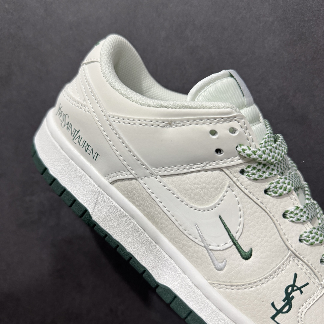 图片[6]-【定制版】NIKE SB Dunk Low x Yves Saint Laurent 圣罗兰白绿双钩满天星 性价比天花板 极力推荐 原装头层材料 独家版型蒸餾加工 帶來的是更好的视觉和脚感体验 大厂纯原品质出货 清洁度 电绣工艺 皮料切割干净无任何毛边 细节完美 货号：GF2409 178 尺码：36 36.5 37.5 38 38.5 39 40 40.5 41 42 42.5 43 44 44.5 45-选品中心