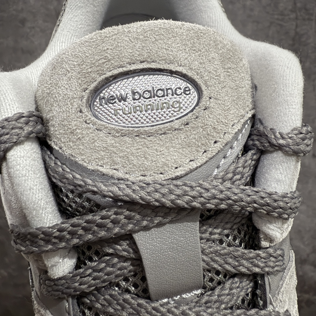 图片[6]-【纯原C版】NB New Balance ML2002RC 经典元祖灰色 可平替总裁 品质很好 正确材料 正确组合大底 可高价零售‼️ 全套原楦原纸板原厂数据开发 原厂网纱 原装进口皮料 正确绒感卡色 正确中底拉帮中底网布细节 一比一手工擦旧效果 冲裁组合 匠心打造 耗时两个月开发完成 工艺极其复杂难度可想而知 新开独立私模大底 全网唯一正确做旧组合大底 高端零售专供产物 尺码：36 37 37.5 38 38.5 39.5 40 40.5 41.5 42 42.5 43 44 44.5 45-选品中心