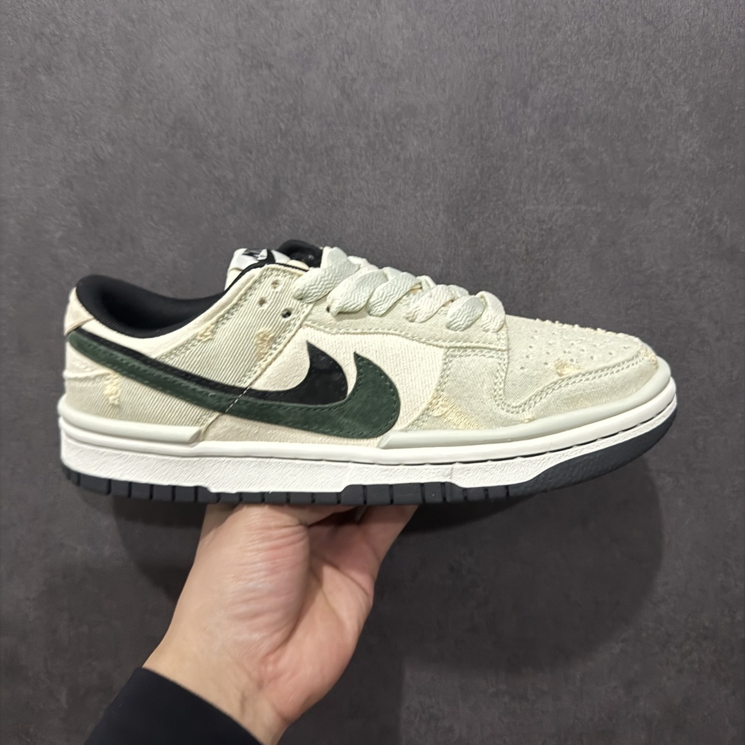 【纯原福利】 Nk SB Dunk Low 大友克洋联名系列 SB低帮运动休闲板鞋 之前高价零售的z版纯原 最高品质福利特价了‼️ 纯原大厂出品 极力推荐 顶级版本 原装头层材料 独家版型蒸餾加工 帶來的是更好的视觉和脚感体验 大厂纯原品质出货 清洁度 电绣工艺 皮料切割干净无任何毛边 细节完美 尺码：36 36.5 37.5 38 38.5 39 40 40.5 41 42 42.5 43 44 44.5 45 46 47.5-选品中心