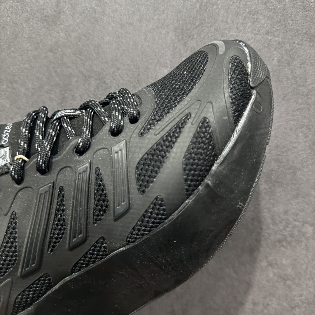 图片[5]-【正确版】Ad Adizero Aruku 阿迪全新缓震休闲跑鞋 IH0972  正确暗花大底底纹 高弹泡棉材料 原鞋开发数据 原楦打造完美鞋型 鞋面材料 卡色与原鞋一致 超高还原度 拒绝一眼假 全新款式搭载丰沛的 Swirlfoam 泡棉厚底，采用时下流行的厚底设定，虽然不像顶级竞速跑鞋那般极致，但也将日常舒适和时尚颜值平衡到位。  尺码：36 36.5 37 38 38.5 39 40 40.5 41 42 42.5 43 44 44.5 45-选品中心