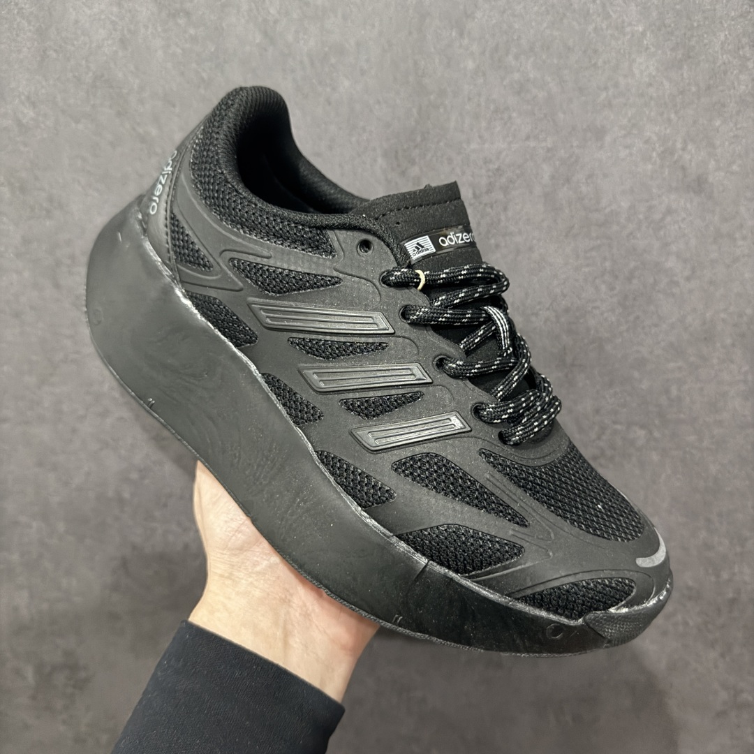 图片[3]-【正确版】Ad Adizero Aruku 阿迪全新缓震休闲跑鞋 IH0972  正确暗花大底底纹 高弹泡棉材料 原鞋开发数据 原楦打造完美鞋型 鞋面材料 卡色与原鞋一致 超高还原度 拒绝一眼假 全新款式搭载丰沛的 Swirlfoam 泡棉厚底，采用时下流行的厚底设定，虽然不像顶级竞速跑鞋那般极致，但也将日常舒适和时尚颜值平衡到位。  尺码：36 36.5 37 38 38.5 39 40 40.5 41 42 42.5 43 44 44.5 45-选品中心