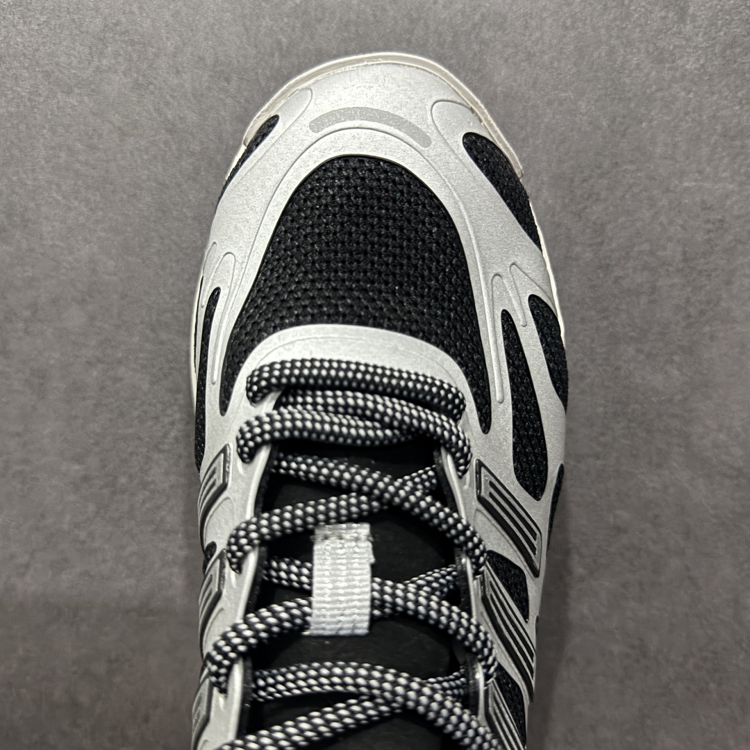 图片[8]-【正确版】Ad Adizero Aruku 阿迪全新缓震休闲跑鞋 JQ7391  正确暗花大底底纹 高弹泡棉材料 原鞋开发数据 原楦打造完美鞋型 鞋面材料 卡色与原鞋一致 超高还原度 拒绝一眼假 全新款式搭载丰沛的 Swirlfoam 泡棉厚底，采用时下流行的厚底设定，虽然不像顶级竞速跑鞋那般极致，但也将日常舒适和时尚颜值平衡到位。  尺码：36 36.5 37 38 38.5 39 40 40.5 41 42 42.5 43 44 44.5 45-选品中心