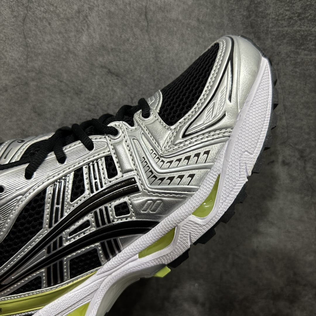 图片[6]-【HK纯原版】ASICS GEL-KAYANO 14 亚瑟士K14系列户外复古潮流百搭织物合成革缓震休闲跑步鞋 原装纸板楦头开发 独家私模五层组合大底 原厂定制缓震硅胶加持 原盒原配 官方四联吊牌 原装Ortholite轻量化鞋垫 设计师 Hidenori Yamashita 以「Flash」一词为灵感 创造出未来感金属色鞋面 改造升级内在性能 由内而外全面革新 为 GEL-KAYANO 家族传承及经典跑鞋文化的延续 创下里程碑式作品 K14跑鞋重新诠释了复古的跑步形状 并以其 2000 年代后期的美学理念重新铺装 银色与蓝色的鞋面极为高档 网面铺陈与鞋面、鞋头多处细节位增添了透气性 鞋后跟部中底上以及多密度耐磨鞋底增加了 GEL 缓震胶 提供高抗冲击性、缓冲性、可保护脚部免受地面冲击的影响 穿着舒适性十足 尺码：35.5 36 37 37.5 38 39 39.5 40.5 41.5 42 42.5 43.5 44 45-选品中心