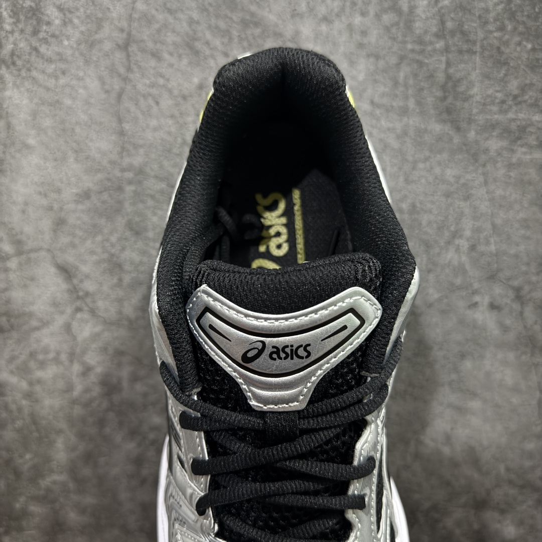 图片[8]-【HK纯原版】ASICS GEL-KAYANO 14 亚瑟士K14系列户外复古潮流百搭织物合成革缓震休闲跑步鞋 原装纸板楦头开发 独家私模五层组合大底 原厂定制缓震硅胶加持 原盒原配 官方四联吊牌 原装Ortholite轻量化鞋垫 设计师 Hidenori Yamashita 以「Flash」一词为灵感 创造出未来感金属色鞋面 改造升级内在性能 由内而外全面革新 为 GEL-KAYANO 家族传承及经典跑鞋文化的延续 创下里程碑式作品 K14跑鞋重新诠释了复古的跑步形状 并以其 2000 年代后期的美学理念重新铺装 银色与蓝色的鞋面极为高档 网面铺陈与鞋面、鞋头多处细节位增添了透气性 鞋后跟部中底上以及多密度耐磨鞋底增加了 GEL 缓震胶 提供高抗冲击性、缓冲性、可保护脚部免受地面冲击的影响 穿着舒适性十足 尺码：35.5 36 37 37.5 38 39 39.5 40.5 41.5 42 42.5 43.5 44 45-选品中心